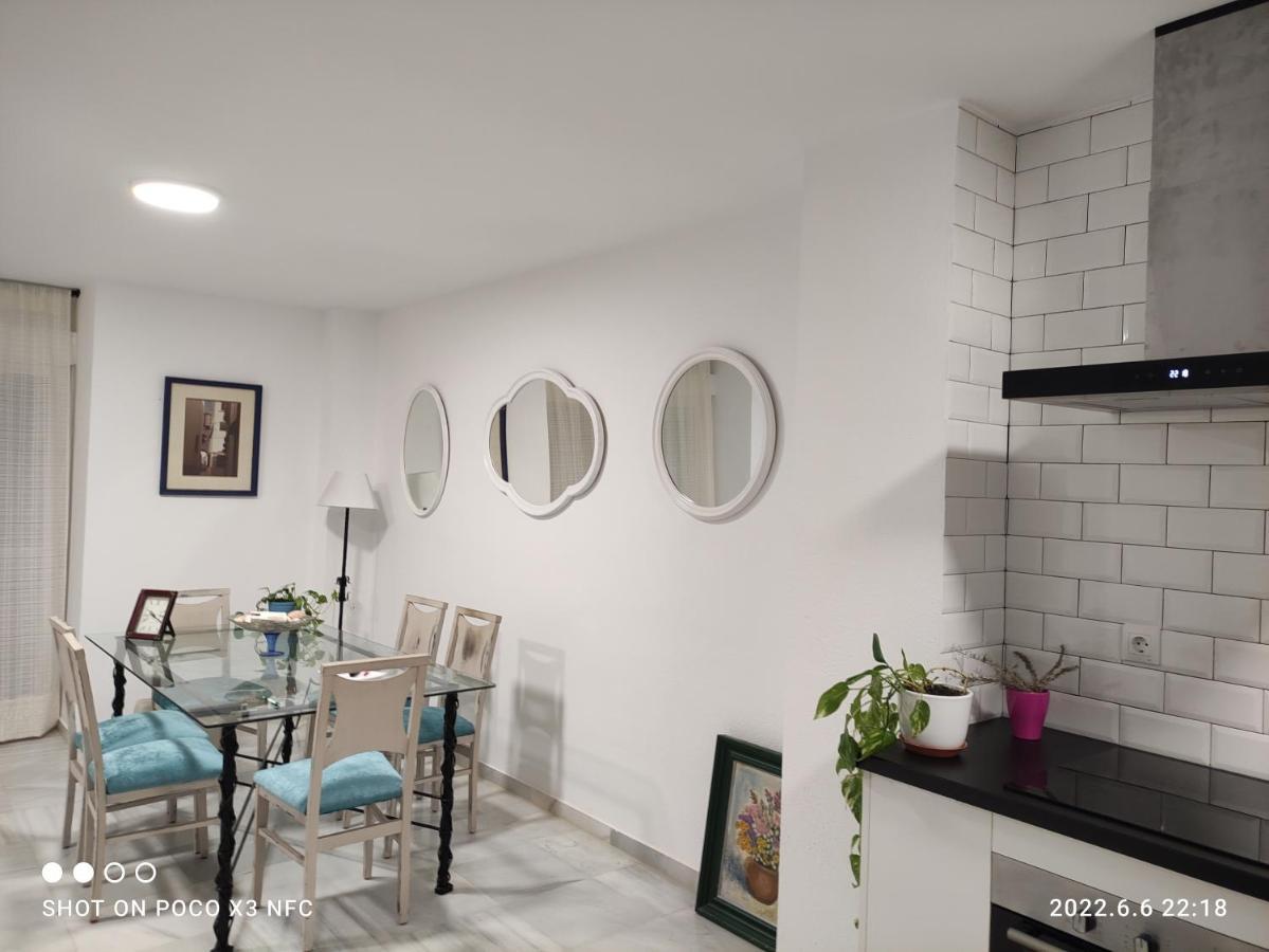 Lägenhet Casa Trebol Parquing Gratis *